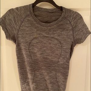 Gray Lululemon athletic top